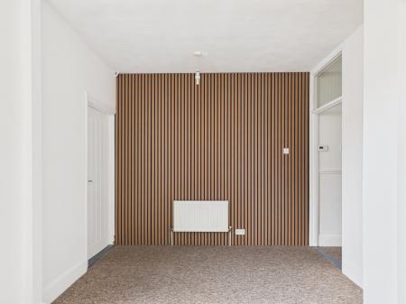 2 bedroom Terraced House to let in Sutherland Road, Southsea, PO4