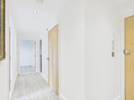 2 bedroom Flat for sale in Waterworks Road, Farlington, Portsmouth, PO6