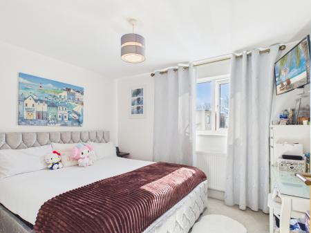 2 bedroom Flat for sale in Waterworks Road, Farlington, Portsmouth, PO6