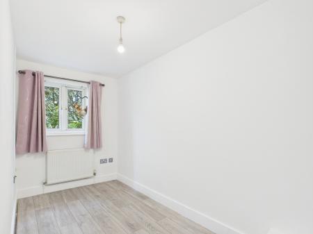 2 bedroom Flat for sale in Waterworks Road, Farlington, Portsmouth, PO6