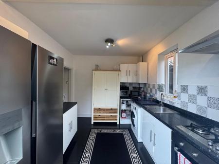 2 bedroom Flat for sale in Eastlake Avenue, Parkstone, Poole, BH12