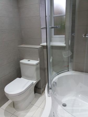 1 bedroom Apartment to let in Forest Grove House, London Road, Cowplain, Waterlooville PO8