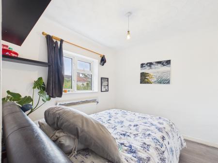 4 bedroom Terraced House for sale in Totland Road, Cosham, Portsmouth, PO6