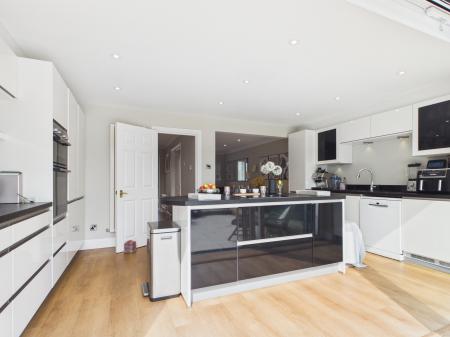 4 bedroom Semi-detached house for sale in Holcot Lane, Anchorage Park, Portsmouth, PO3