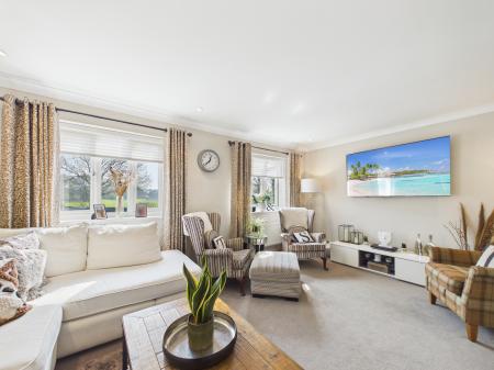 4 bedroom Semi-detached house for sale in Holcot Lane, Anchorage Park, Portsmouth, PO3