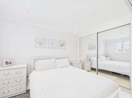 4 bedroom Semi-detached house for sale in Holcot Lane, Anchorage Park, Portsmouth, PO3