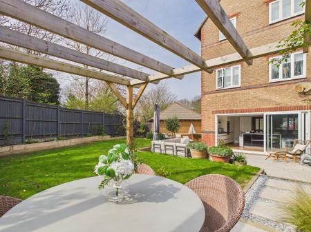 4 bedroom Semi-detached house for sale in Holcot Lane, Anchorage Park, Portsmouth, PO3