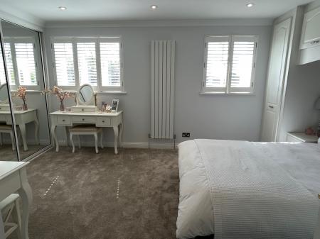 4 bedroom Semi-detached house for sale in Holcot Lane, Anchorage Park, Portsmouth, PO3