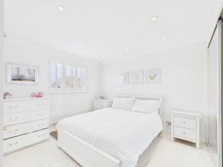 4 bedroom Semi-detached house for sale in Holcot Lane, Anchorage Park, Portsmouth, PO3