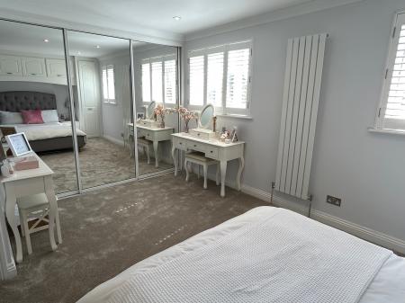 4 bedroom Semi-detached house for sale in Holcot Lane, Anchorage Park, Portsmouth, PO3