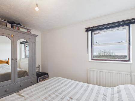 1 bedroom Flat for sale in Havant Road, Drayton, Portsmouth, PO6