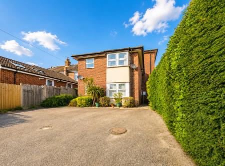 1 bedroom Flat for sale in Havant Road, Drayton, Portsmouth, PO6