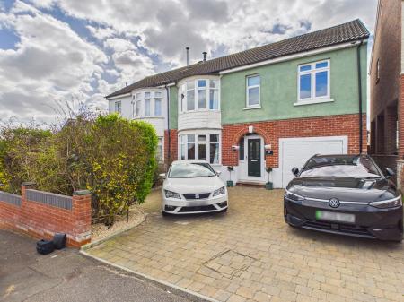 4 bedroom Semi-detached house for sale in Rectory Avenue, Farlington, Portsmouth, PO6