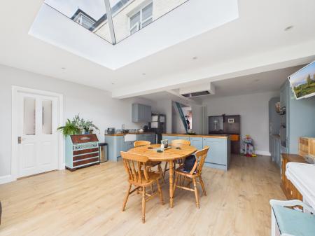 4 bedroom Semi-detached house for sale in Rectory Avenue, Farlington, Portsmouth, PO6