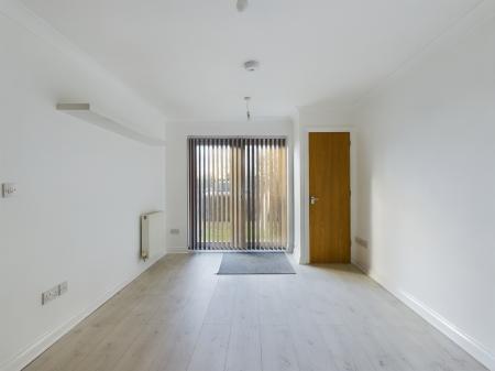 1 bedroom Flat to let in 82 Hambledon Road, Waterlooville, PO7