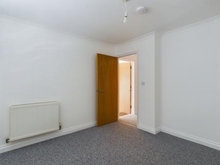 1 bedroom Flat to let in 82 Hambledon Road, Waterlooville, PO7