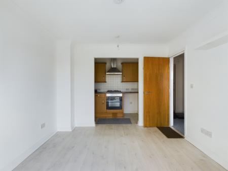 1 bedroom Flat to let in 82 Hambledon Road, Waterlooville, PO7