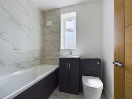 3 bedroom Terraced House to let in Hayling Avenue, Baffins, Portsmouth, PO3