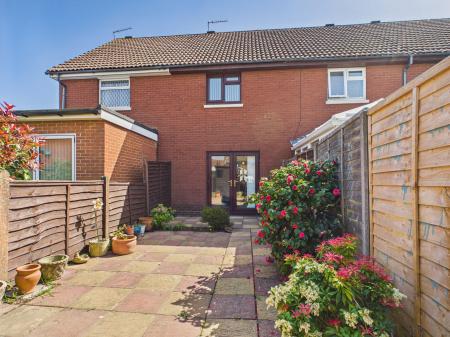 2 bedroom Terraced House for sale in Station Road, Drayton, Portsmouth, PO6