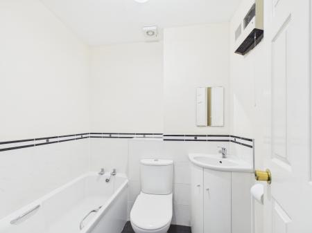 2 bedroom Terraced House for sale in Station Road, Drayton, Portsmouth, PO6