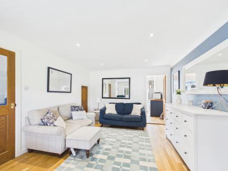 3 bedroom Semi-detached house for sale in Cornbrook Grove, Waterlooville, PO7