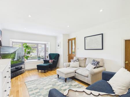 3 bedroom Semi-detached house for sale in Cornbrook Grove, Waterlooville, PO7