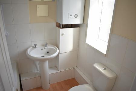 2 bedroom Flat to let in Greenlea Grove, Gosport, PO12