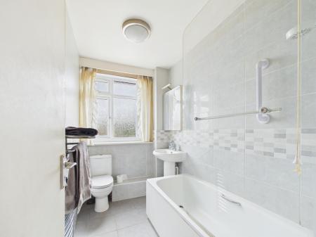 3 bedroom End of terrace house for sale in The Saltings, Farlington, Portsmouth, PO6