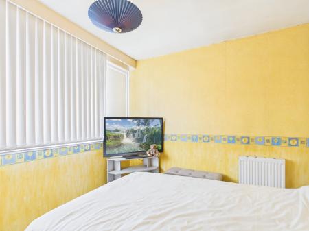 3 bedroom End of terrace house for sale in The Saltings, Farlington, Portsmouth, PO6