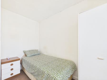 3 bedroom End of terrace house for sale in The Saltings, Farlington, Portsmouth, PO6