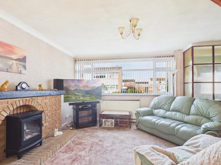 3 bedroom End of terrace house for sale in The Saltings, Farlington, Portsmouth, PO6