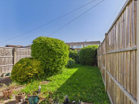 3 bedroom End of terrace house for sale in The Saltings, Farlington, Portsmouth, PO6