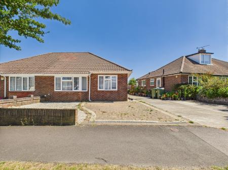 2 bedroom Bungalow to let in Blackbrook Road, Fareham, PO15