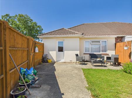 2 bedroom Bungalow to let in Blackbrook Road, Fareham, PO15
