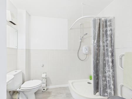 1 bedroom Flat for sale in Admiralty Road, Bournemouth, BH6