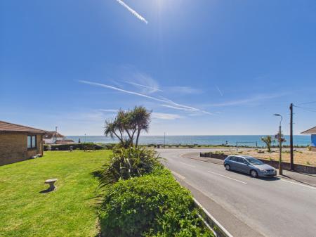 1 bedroom Flat for sale in Admiralty Road, Bournemouth, BH6