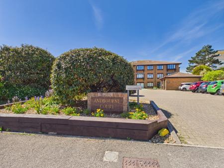 1 bedroom Flat for sale in Admiralty Road, Bournemouth, BH6
