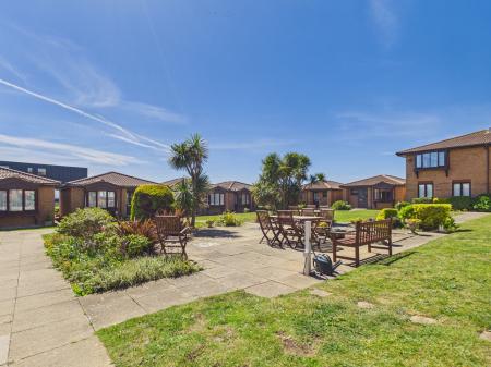 1 bedroom Flat for sale in Admiralty Road, Bournemouth, BH6