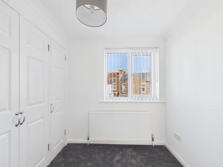 2 bedroom Flat to let in Malvern Road, Southsea, PO5