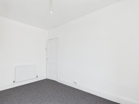 3 bedroom Terraced House to let in Alverstone Road, Southsea, PO4