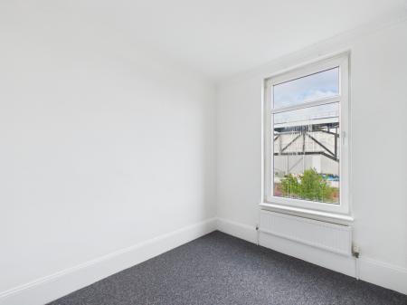 3 bedroom Terraced House to let in Alverstone Road, Southsea, PO4