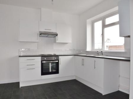 1 bedroom Flat to let in Park Way, Havant, PO9