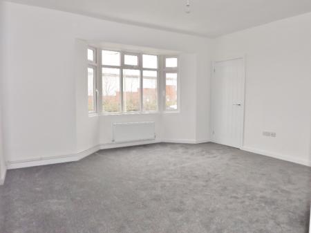 1 bedroom Flat to let in Park Way, Havant, PO9