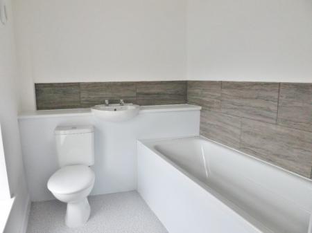 1 bedroom Flat to let in Park Way, Havant, PO9