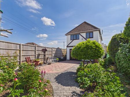 3 bedroom Detached house for sale in Cottes Way, Hill Head, Fareham, PO14