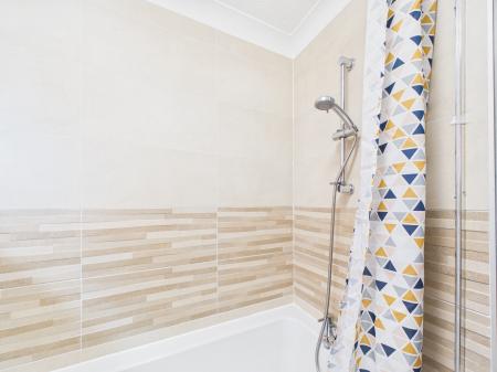 1 bedroom Flat to let in 272 Havant Road, Drayton, Portsmouth, PO6