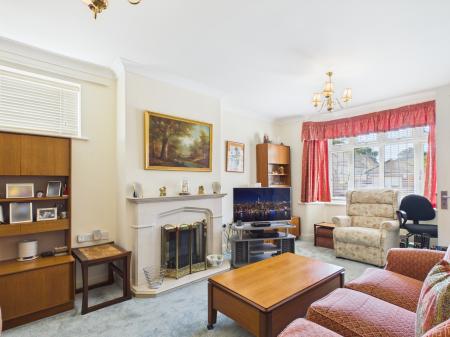 3 bedroom Detached house for sale in Lodge Avenue, Drayton, Portsmouth, PO6