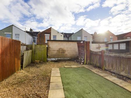 2 bedroom Maisonette to let in Childe Square, Stamshaw, Portsmouth, PO2