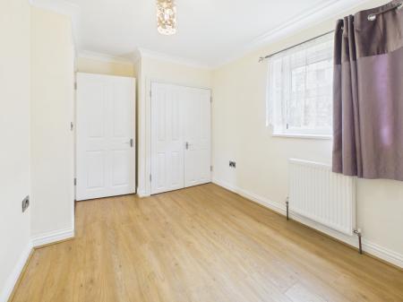 2 bedroom Flat for sale in Park Lane, Cosham, Portsmouth, PO6