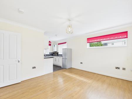 2 bedroom Flat for sale in Park Lane, Cosham, Portsmouth, PO6